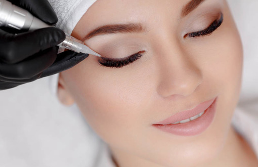 Permanent Make-up Dresden Wimpernkranzverdichtung